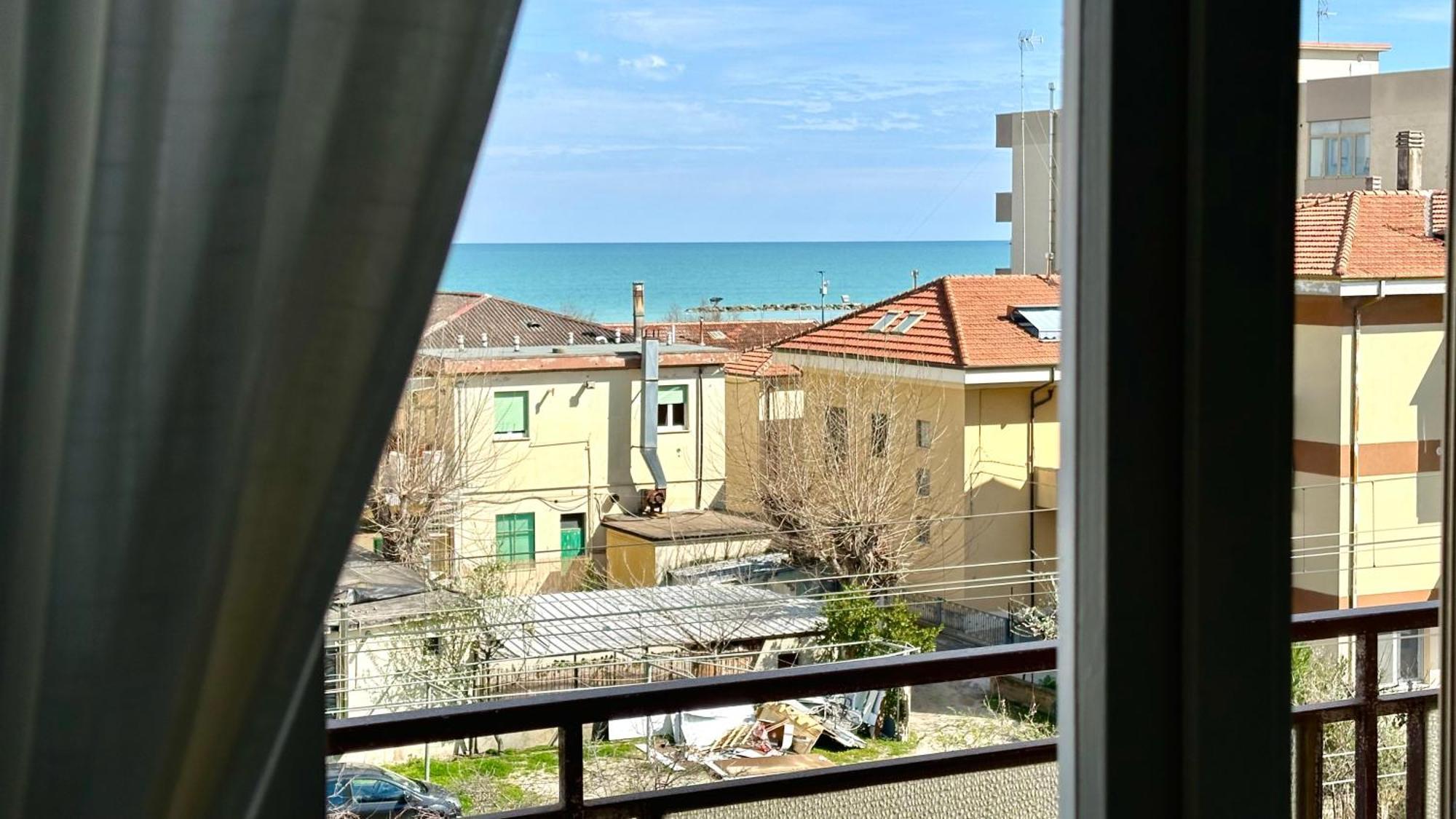 Se041 - Senigallia, Quadrilocale Accessoriato A 150Mt Dal Mare Zewnętrze zdjęcie